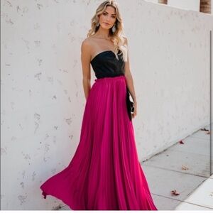 BEAUTIFUL VICI FAUX LEATHER CORSET MAXI SZ M